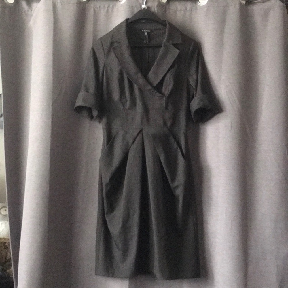 Le chateau beautiful dress